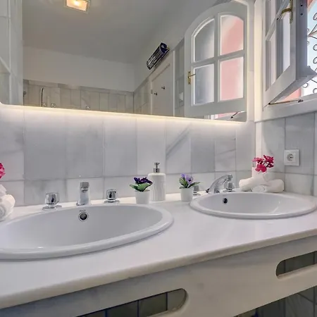 Villa La Perla Del Paraiso Estepona