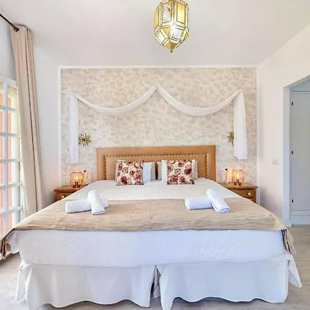 Villa La Perla Del Paraiso Estepona